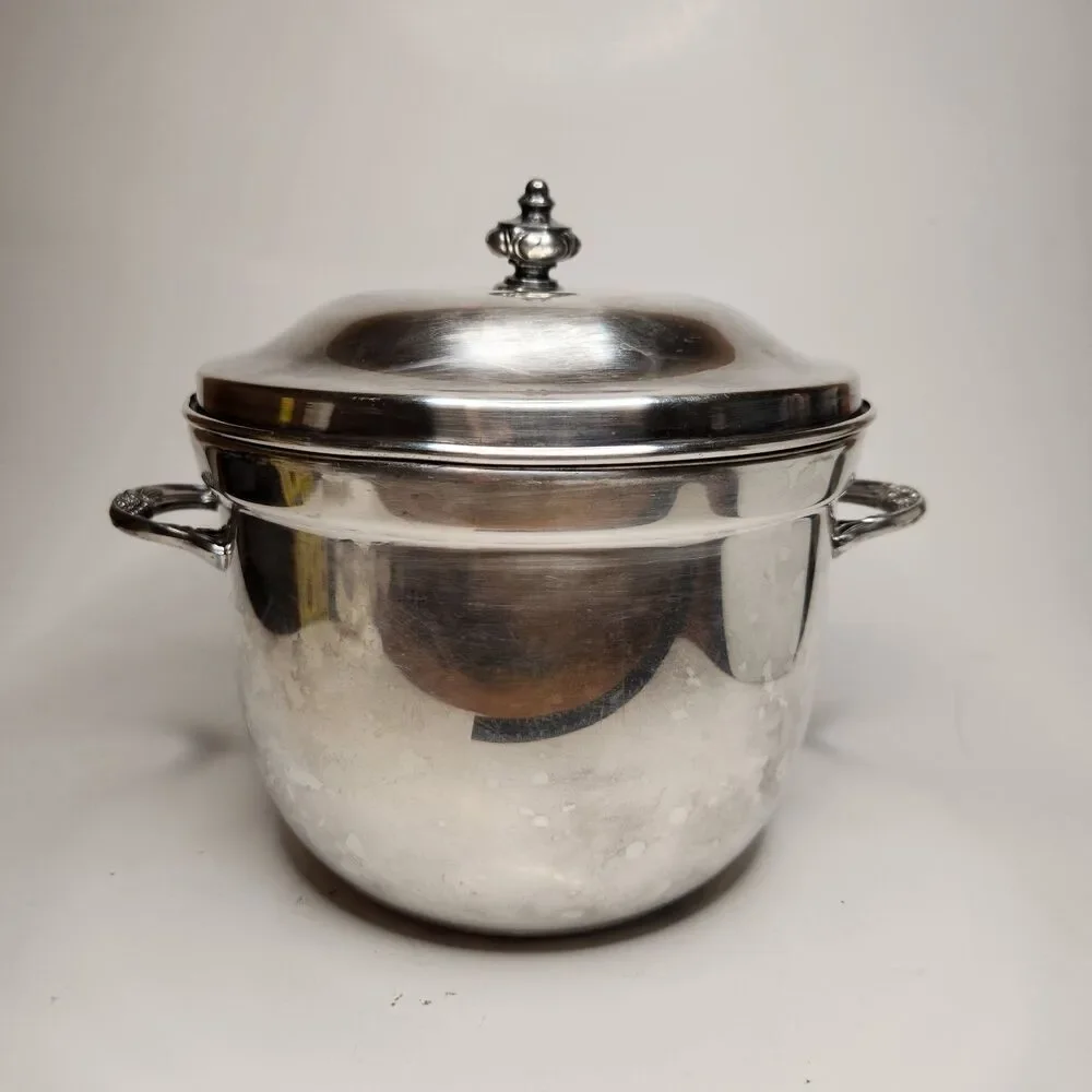 E.P.C.A. By Poole‎ Silver Co. Taunton, mass. 3600 Ice Bucket w/Plastic Insert